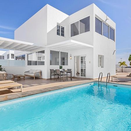 Villa Atlantica - Heated Pool In Playa Blanca Bagian luar foto