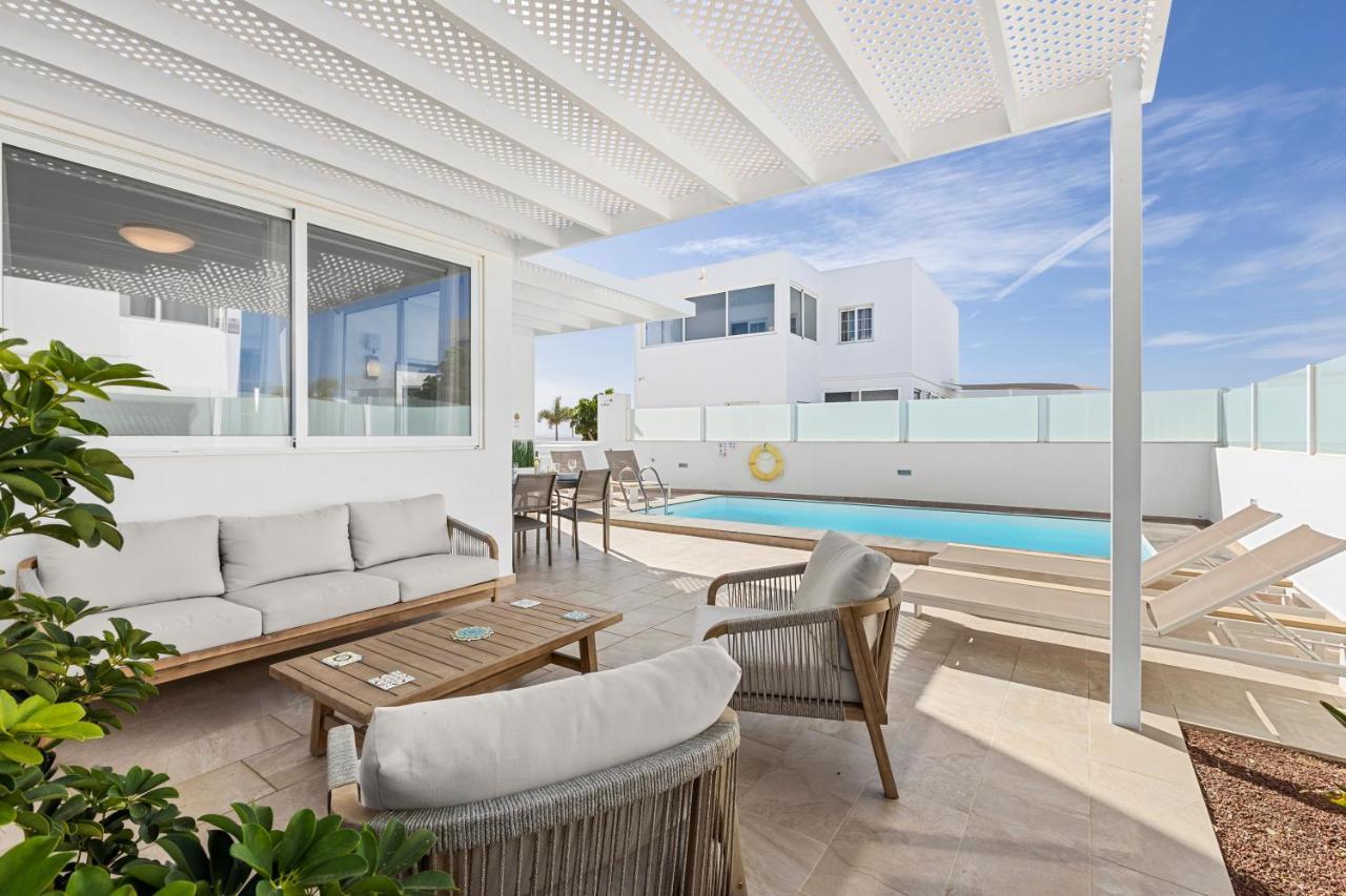 Villa Atlantica - Heated Pool In Playa Blanca Bagian luar foto