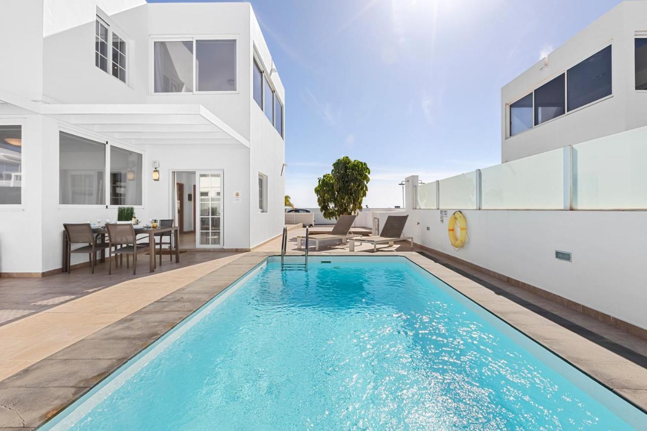 Villa Atlantica - Heated Pool In Playa Blanca Bagian luar foto