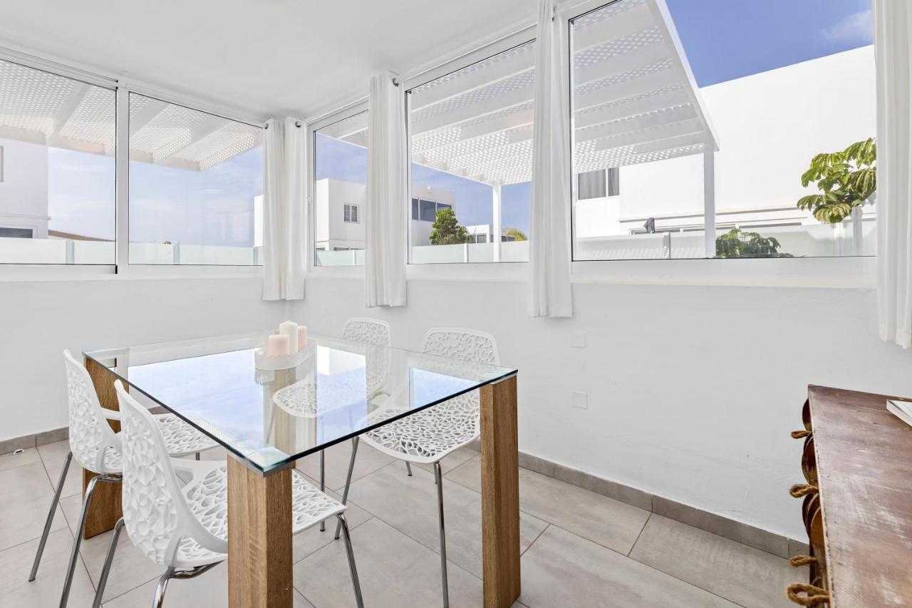 Villa Atlantica - Heated Pool In Playa Blanca Bagian luar foto