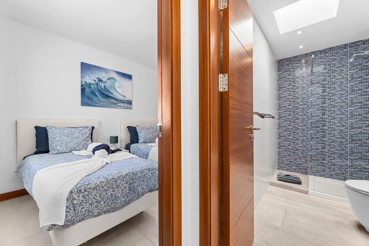 Villa Atlantica - Heated Pool In Playa Blanca Bagian luar foto