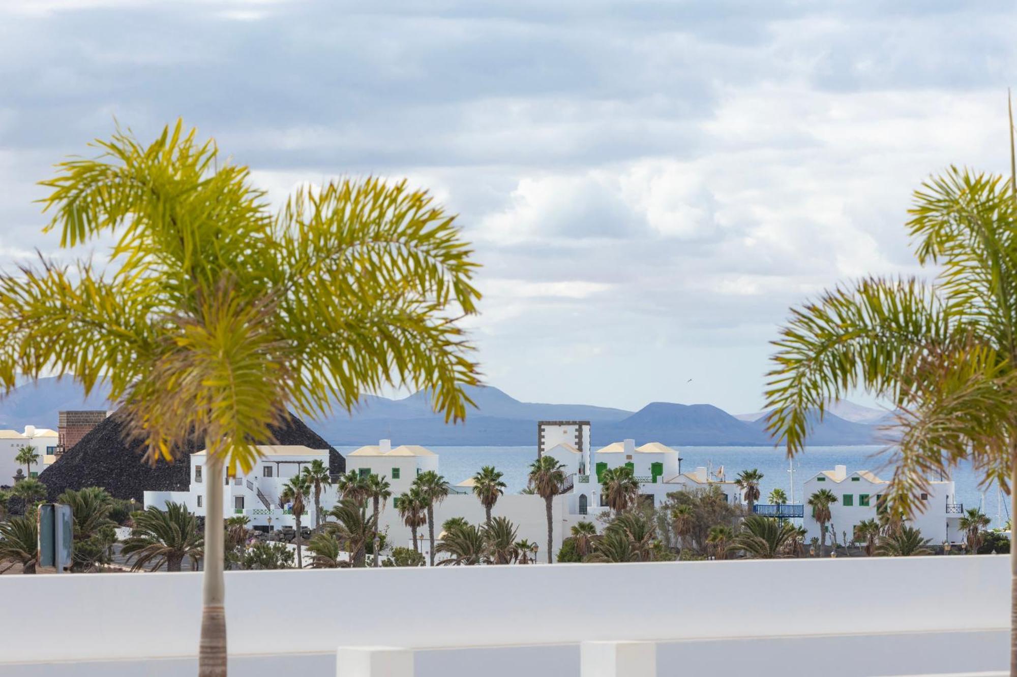 Villa Atlantica - Heated Pool In Playa Blanca Bagian luar foto