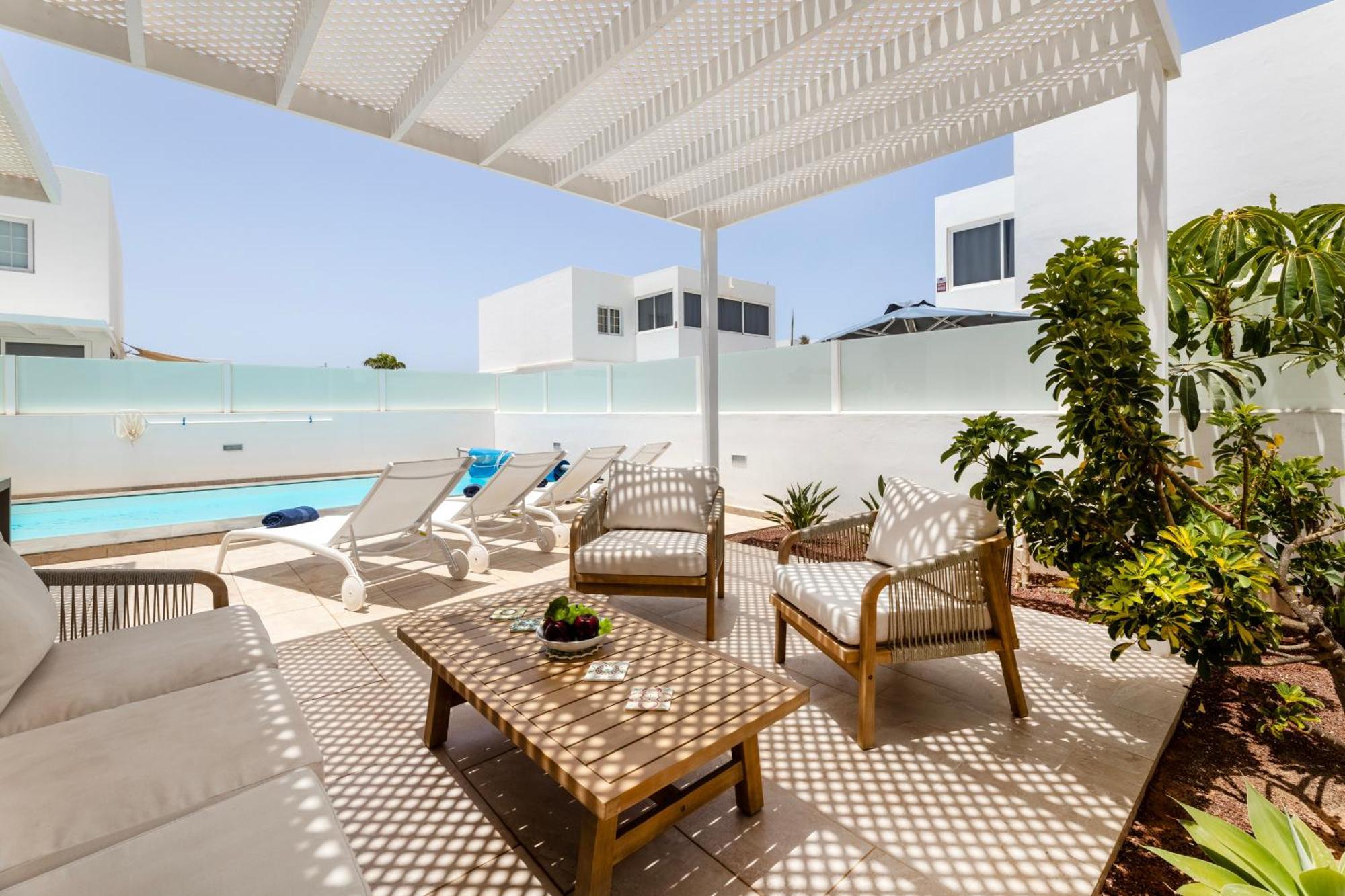 Villa Atlantica - Heated Pool In Playa Blanca Bagian luar foto
