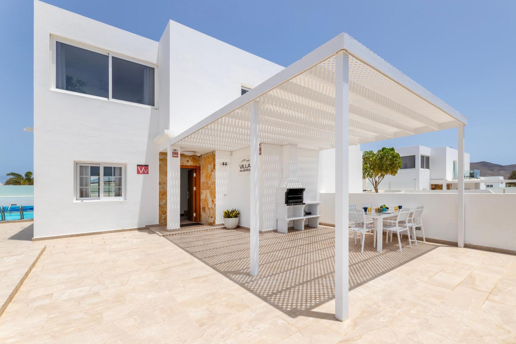 Villa Atlantica - Heated Pool In Playa Blanca Bagian luar foto