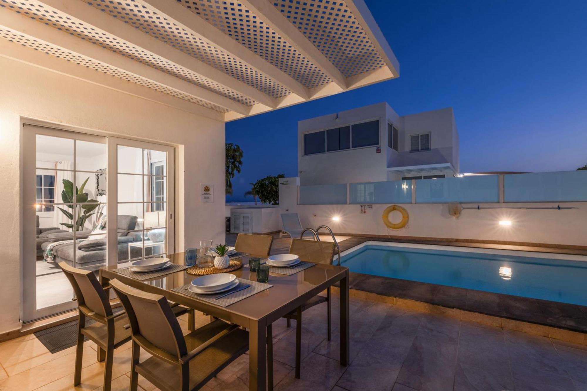 Villa Atlantica - Heated Pool In Playa Blanca Bagian luar foto