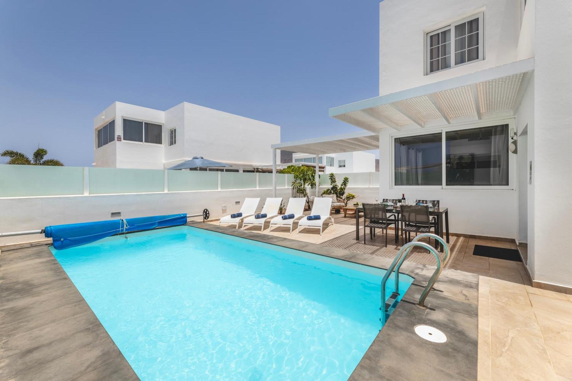 Villa Atlantica - Heated Pool In Playa Blanca Bagian luar foto