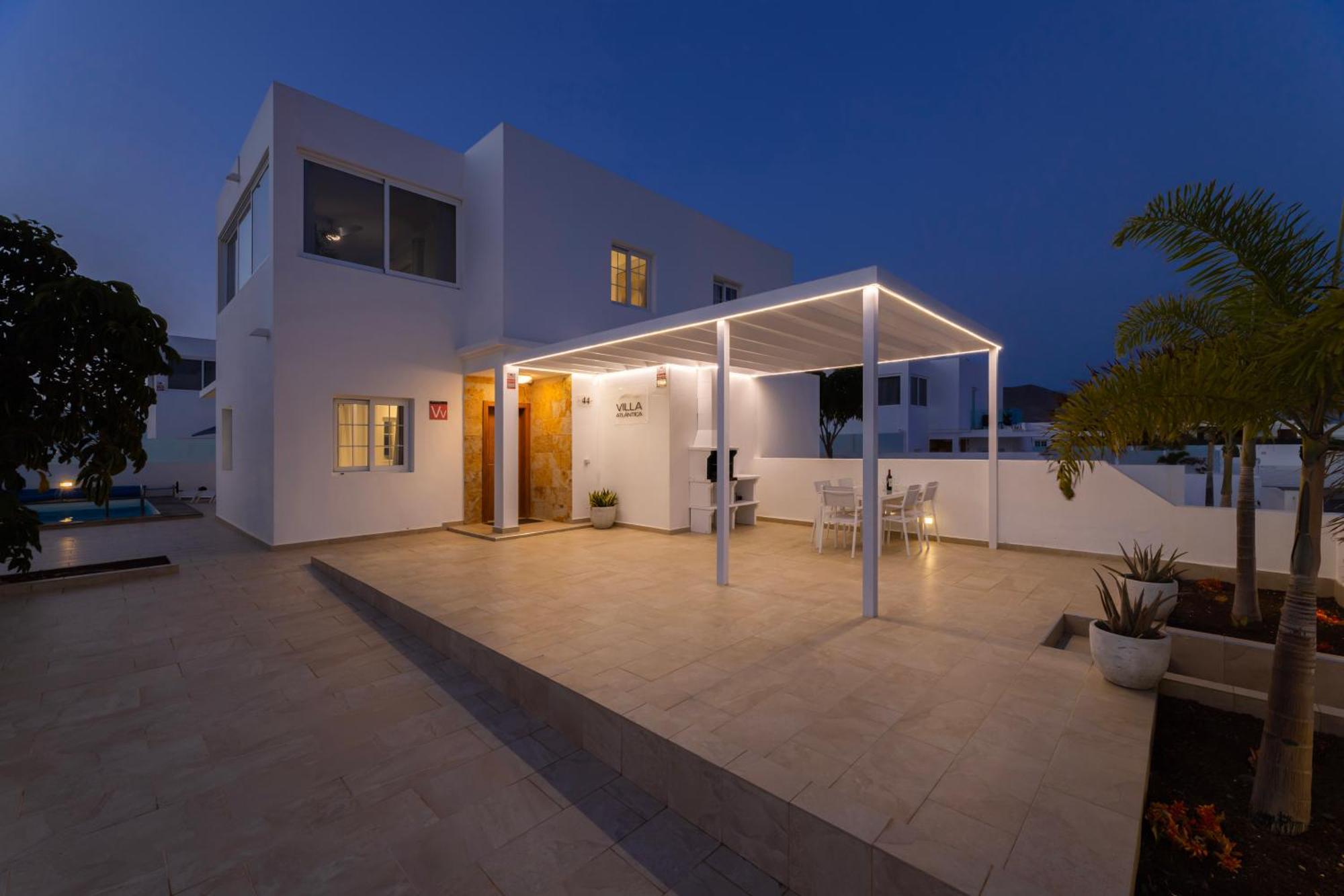 Villa Atlantica - Heated Pool In Playa Blanca Bagian luar foto