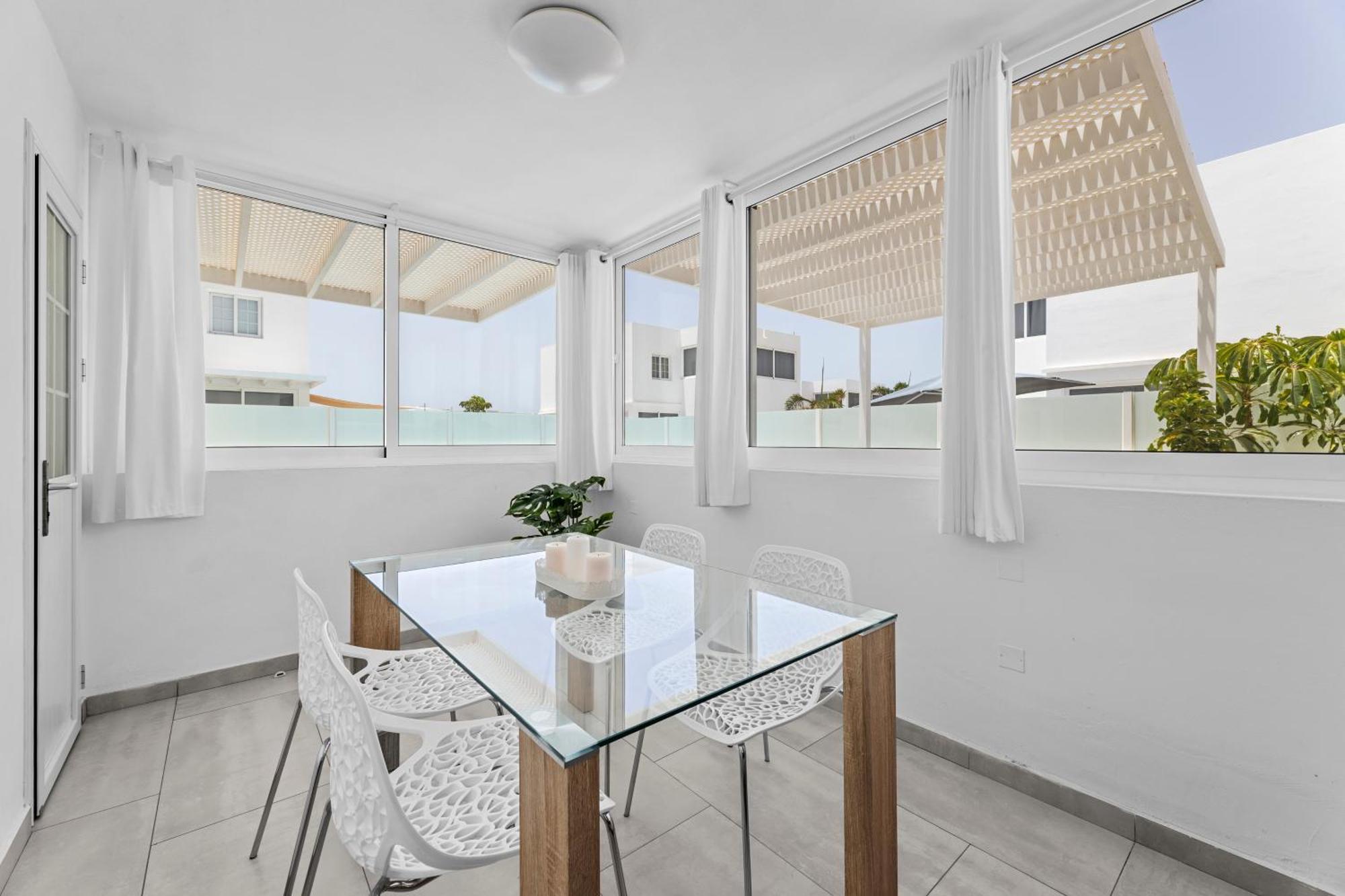 Villa Atlantica - Heated Pool In Playa Blanca Bagian luar foto