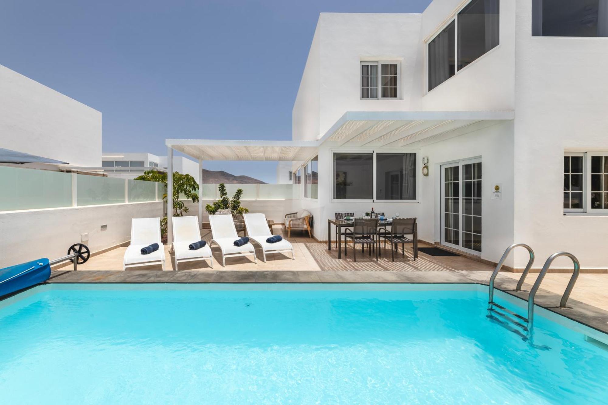 Villa Atlantica - Heated Pool In Playa Blanca Bagian luar foto