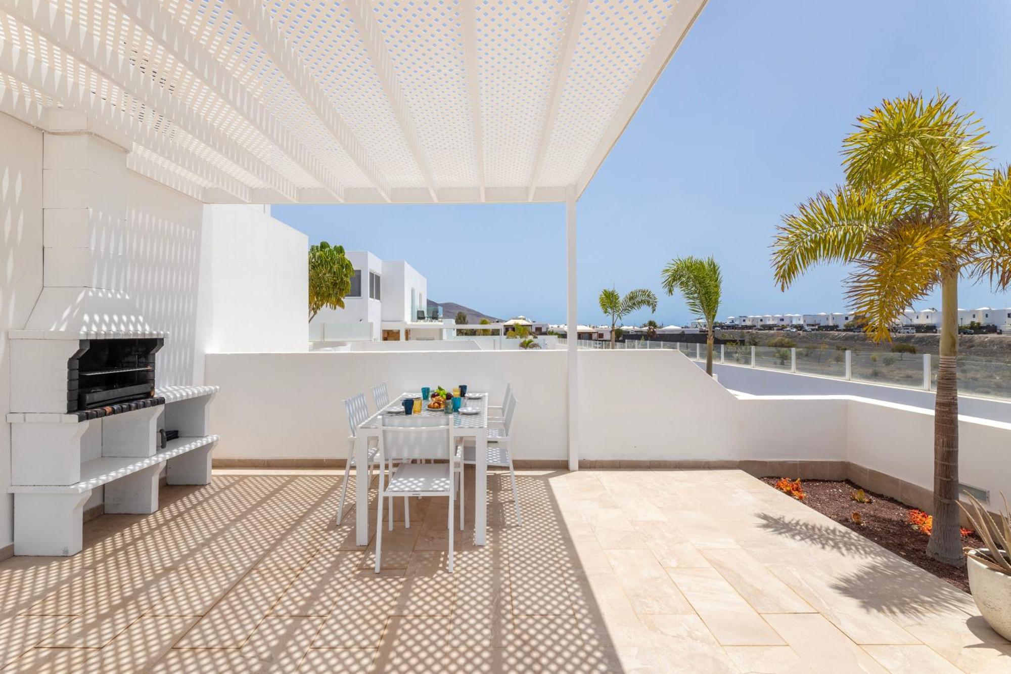 Villa Atlantica - Heated Pool In Playa Blanca Bagian luar foto