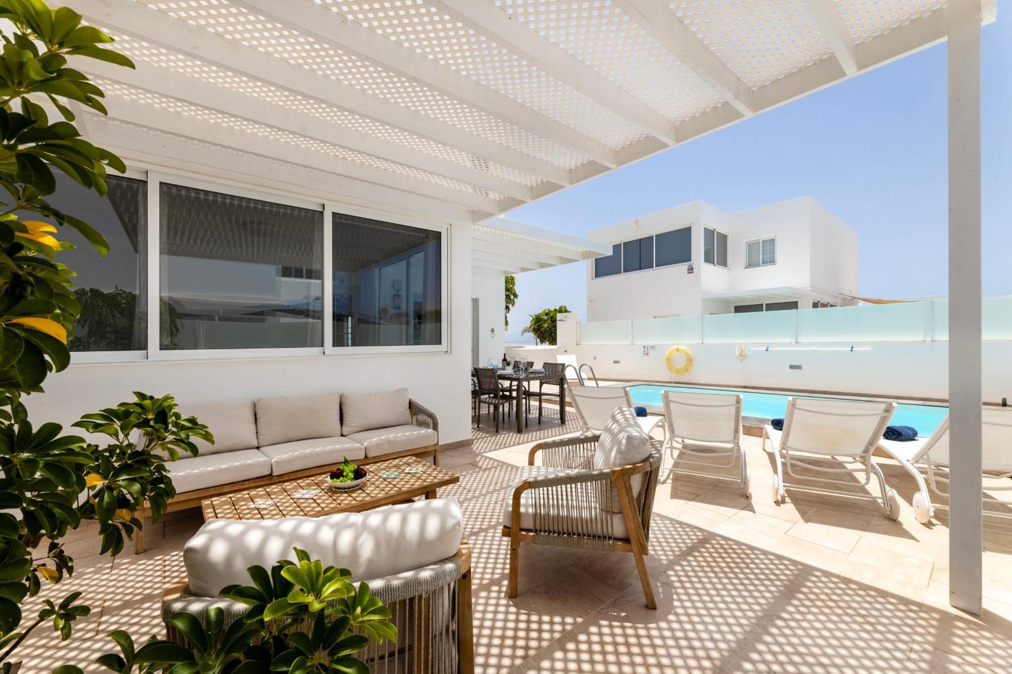 Villa Atlantica - Heated Pool In Playa Blanca Bagian luar foto