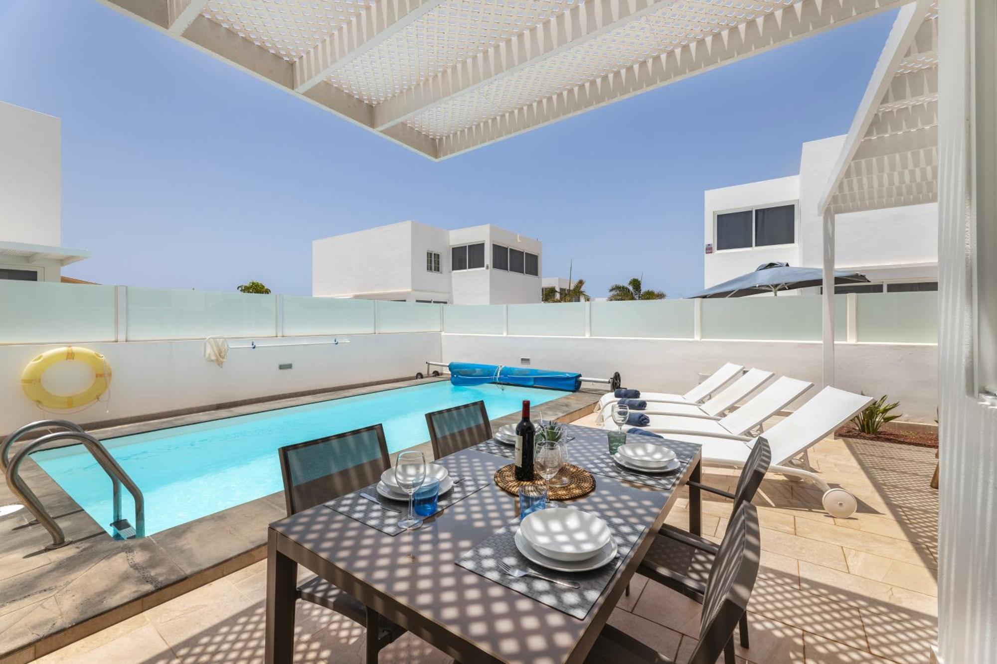 Villa Atlantica - Heated Pool In Playa Blanca Bagian luar foto